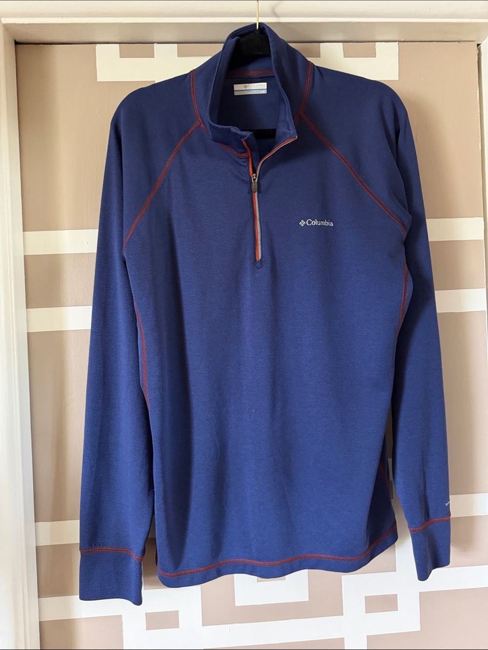 Columbia Navy Omni-Shade 1/4 Zip Pullover w/Burgundy Accents, UPF 40 Exc Cond